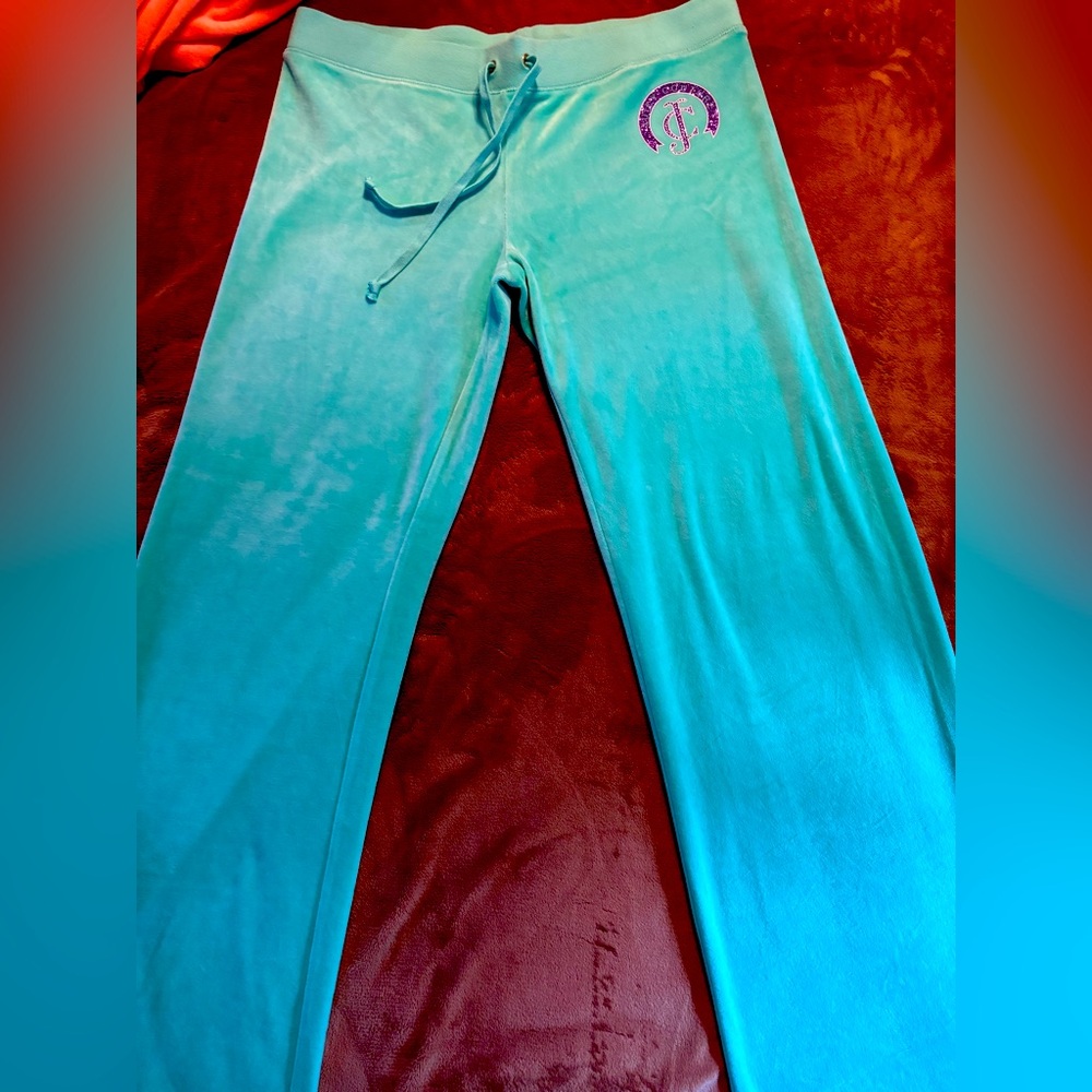 Juicy Couture velour pants size XL W/blingy appliqué logo